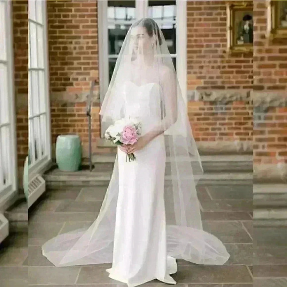 Elegant Wedding Veils   - Picture 3 of 12
